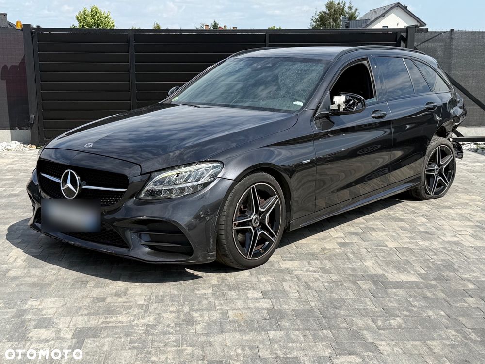 Mercedes-Benz Klasa C 220 d 9G-TRONIC Night Edition - 4