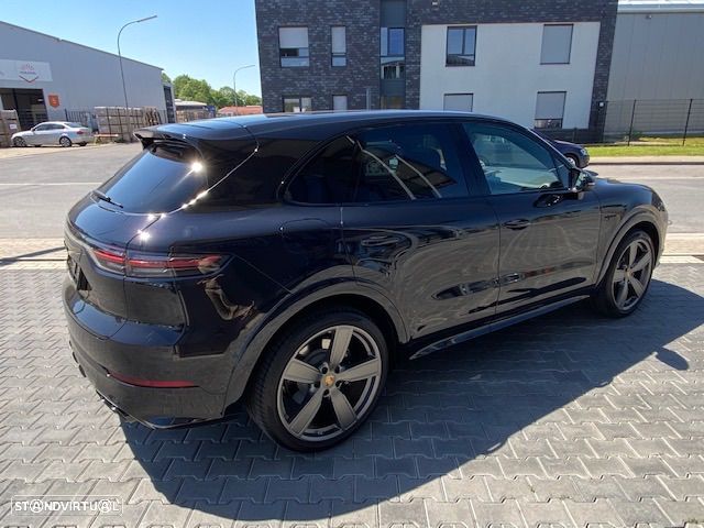 Porsche Cayenne E-Hybrid - 8