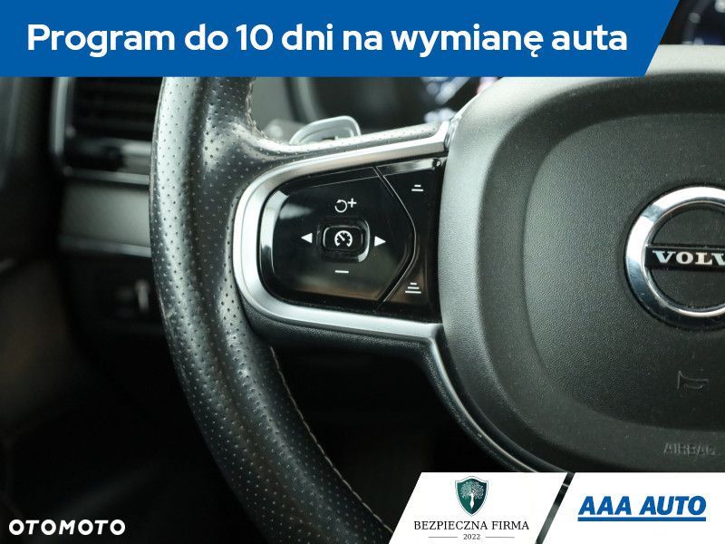 Volvo XC 90 - 20