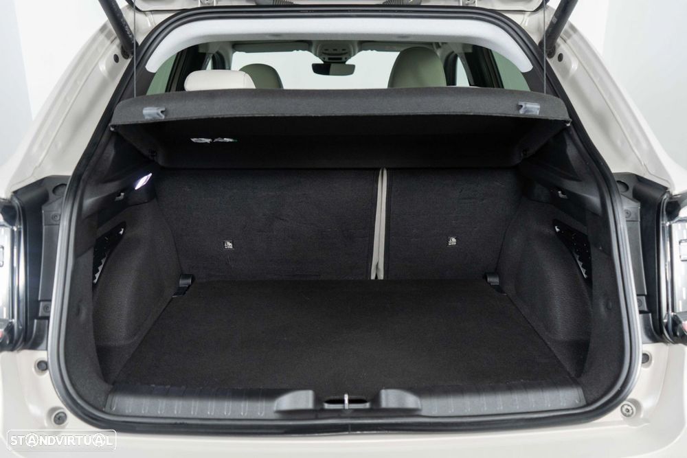 Fiat 600 1.2 Hybrid La Prima - 11