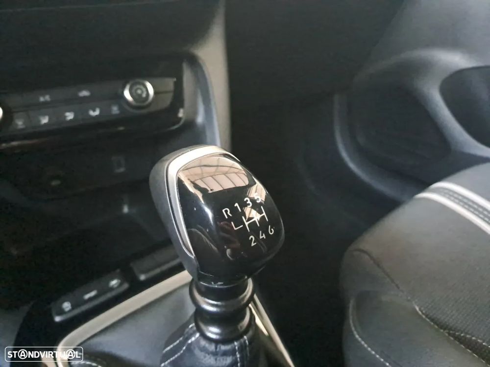 Opel Corsa 1.2 T GS - 18