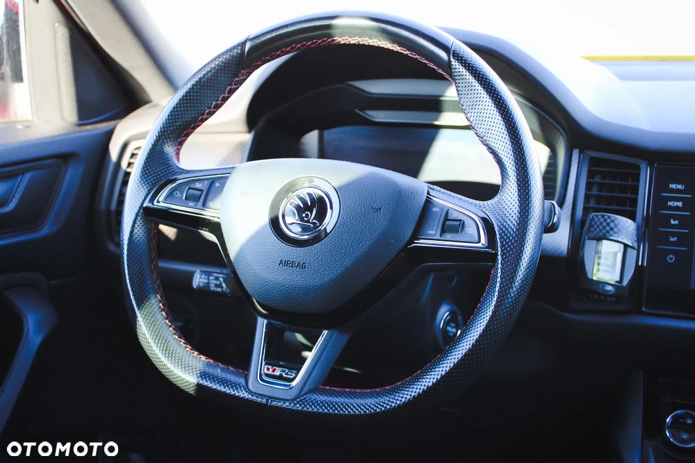Skoda Kodiaq 2.0 Bi-TDI 4x4 RS DSG 7os - 12