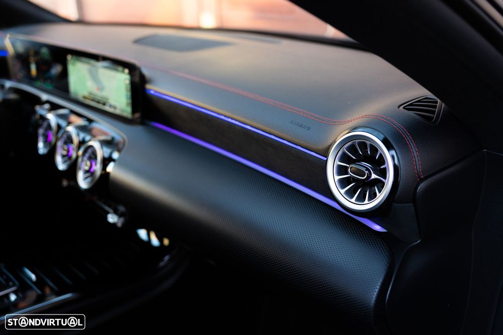 Mercedes-Benz CLA 250 e 8G-DCT AMG Line - 20