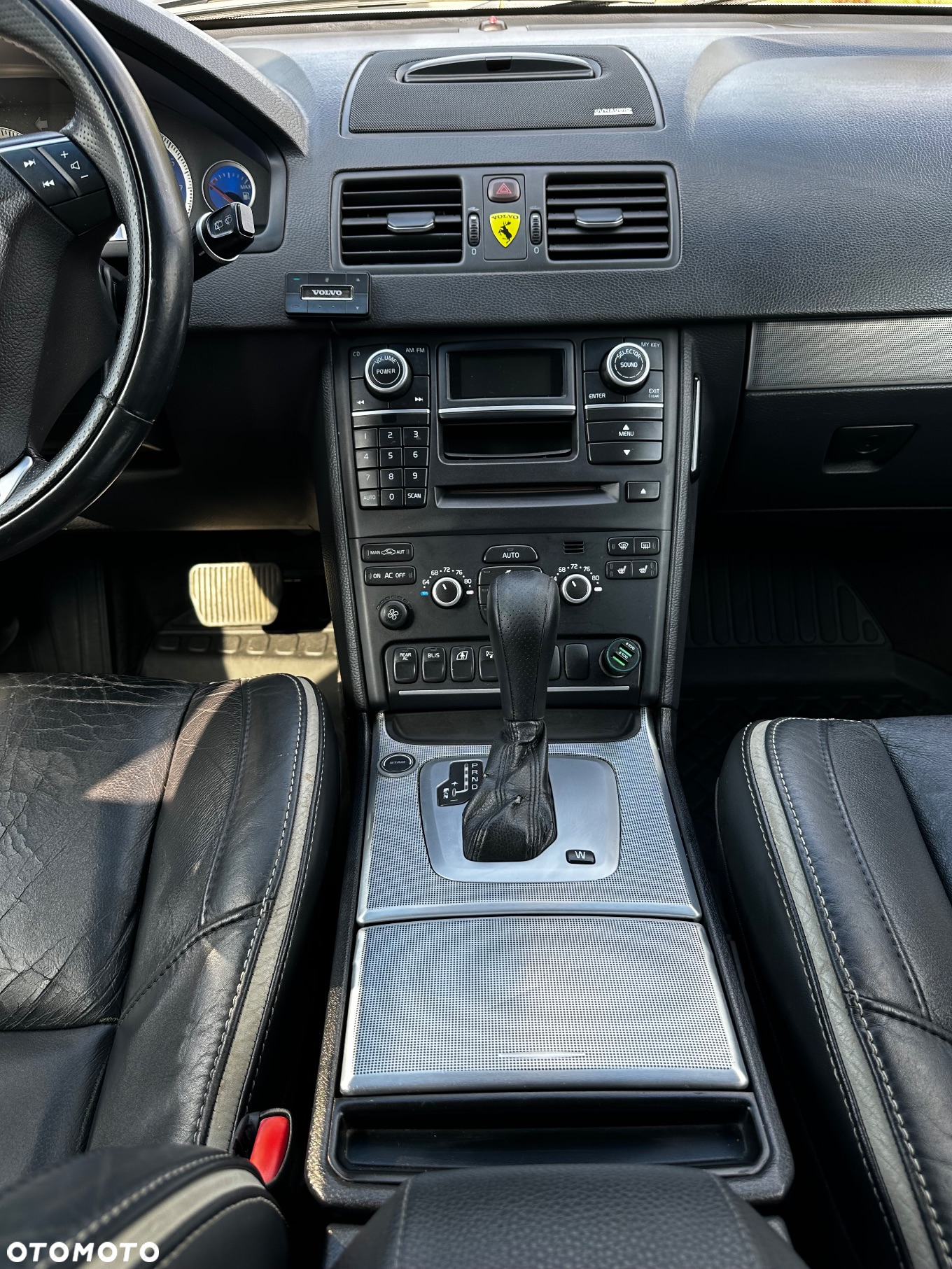 Volvo XC 90 3.2 AWD R-Design - 22