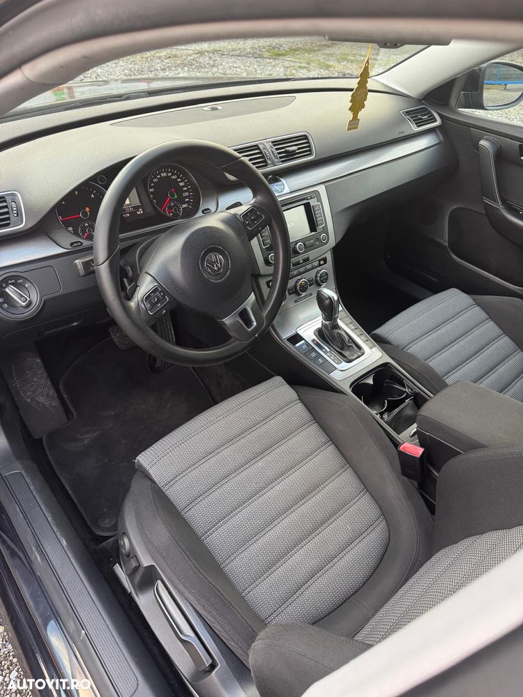 Volkswagen Passat Variant 2.0 Blue TDI DSG SCR Comfortline - 6