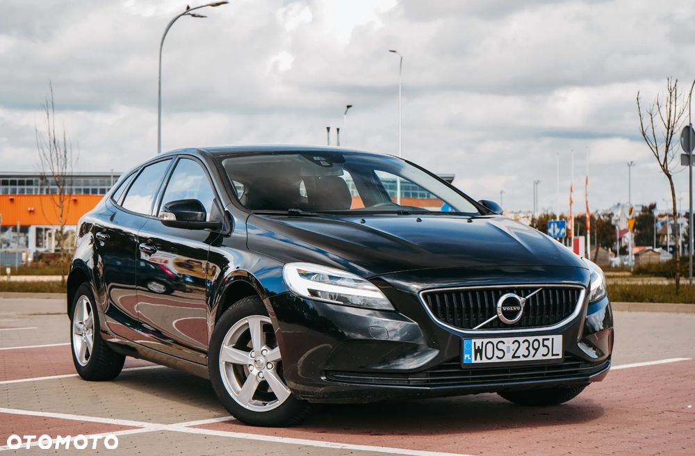 Volvo V40 D2 Momentum - 2