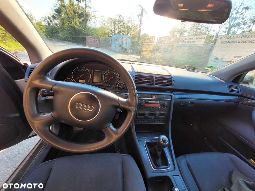 Audi A4 Avant - 15