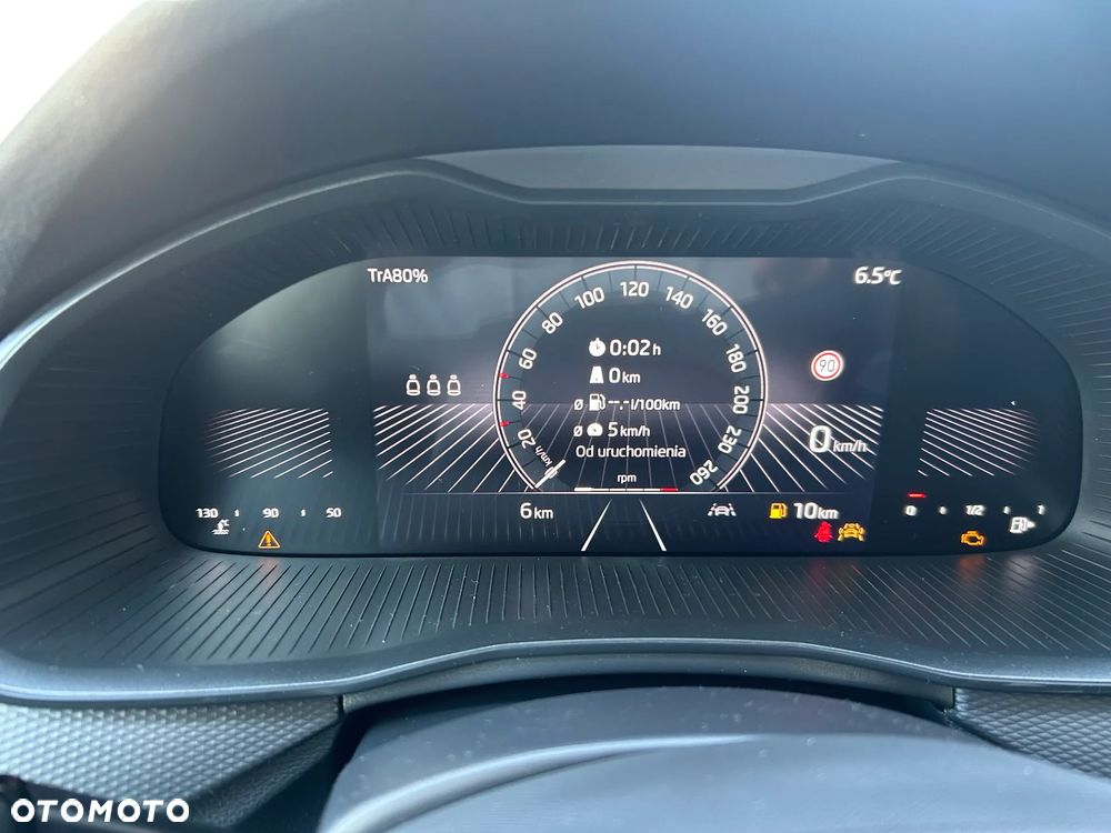 Skoda Kamiq 1.0 TSI Essence - 10