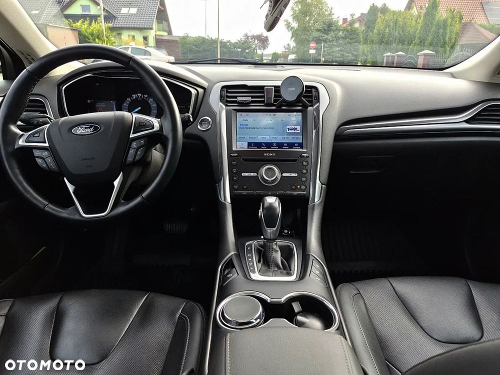 Ford Mondeo 2.0 Hybrid Executive Plus - 11