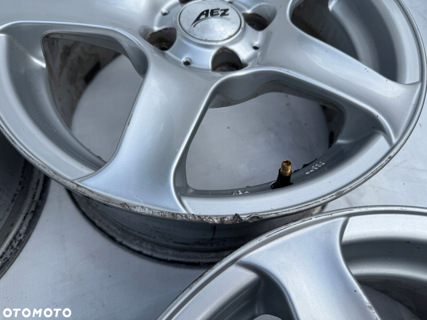 Felgi AEZ Renault 4x100 6,5J 15" ET38 653 - 7