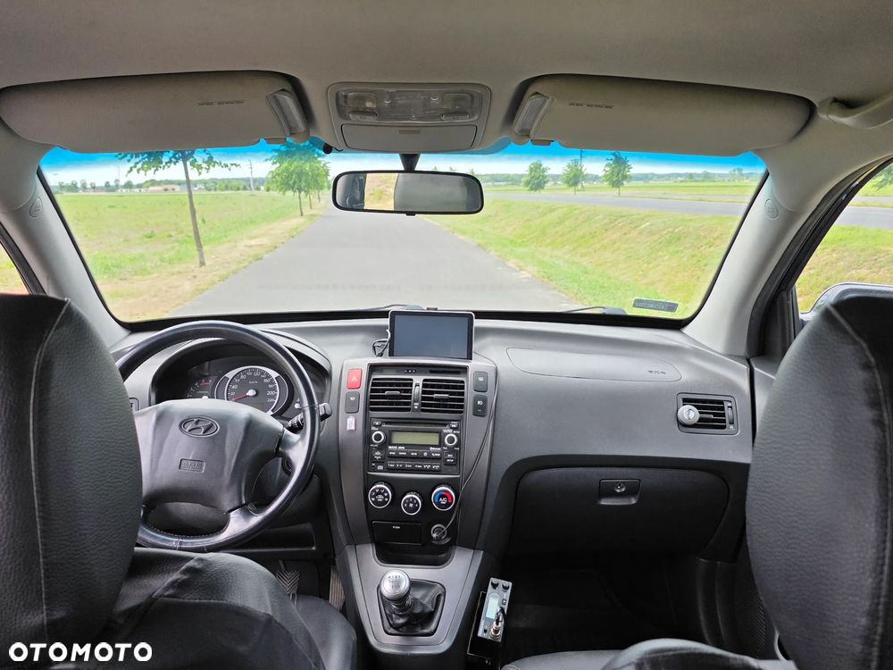 Hyundai Tucson 2.0 CRDi VGT 2WD GLS - 10