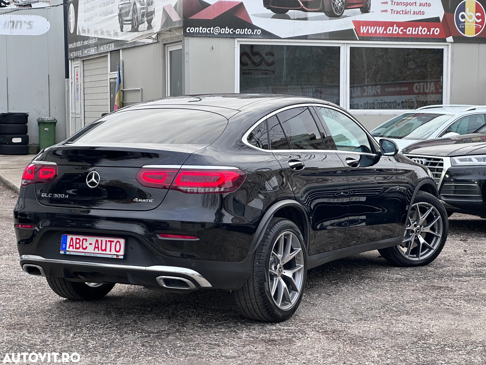 Mercedes-Benz GLC Coupe 300 d 4Matic 9G-TRONIC AMG Line - 4
