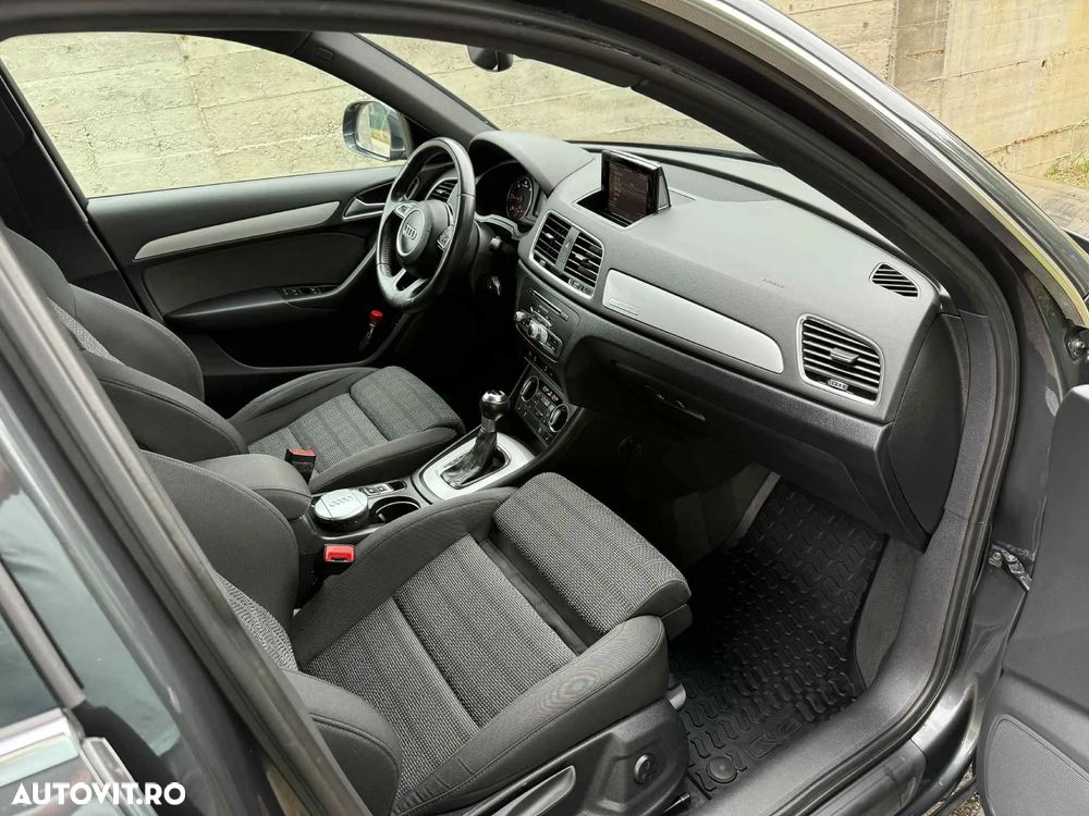 Audi Q3 2.0 35 TDI S tronic quattro S Line - 5