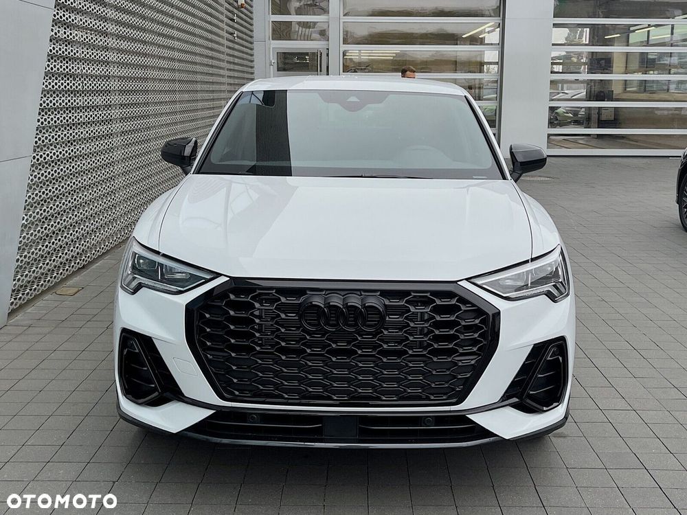Audi Q3 Sportback - 6