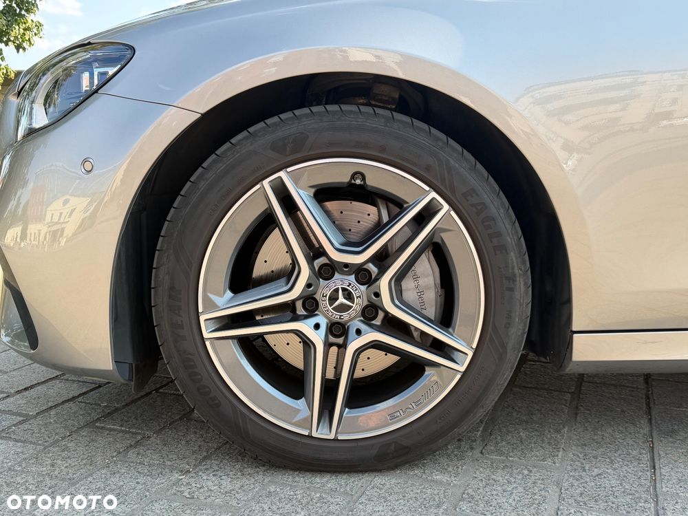 Mercedes-Benz Klasa E 220 d 4-Matic AMG - 7
