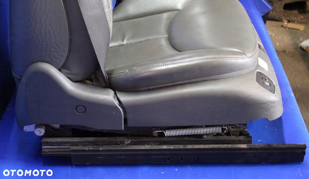FOTEL PASAŻERA MERCEDES SL R230 - 9