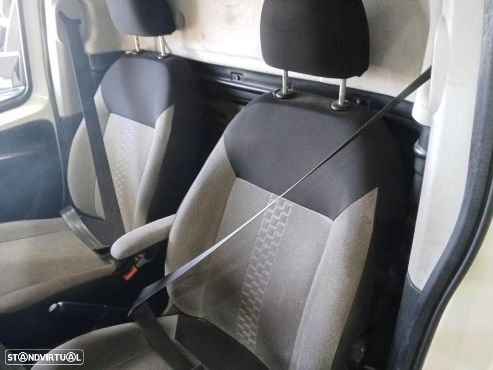 Fiat Fiorino 1.3 M-jet C/IVA - 4