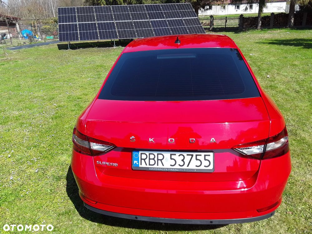 Skoda Superb 2.0 TDI SCR Style DSG - 6