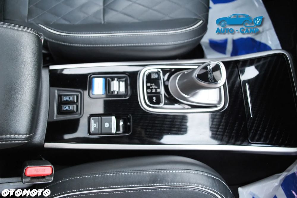 Mitsubishi Outlander PHEV Instyle + - 31