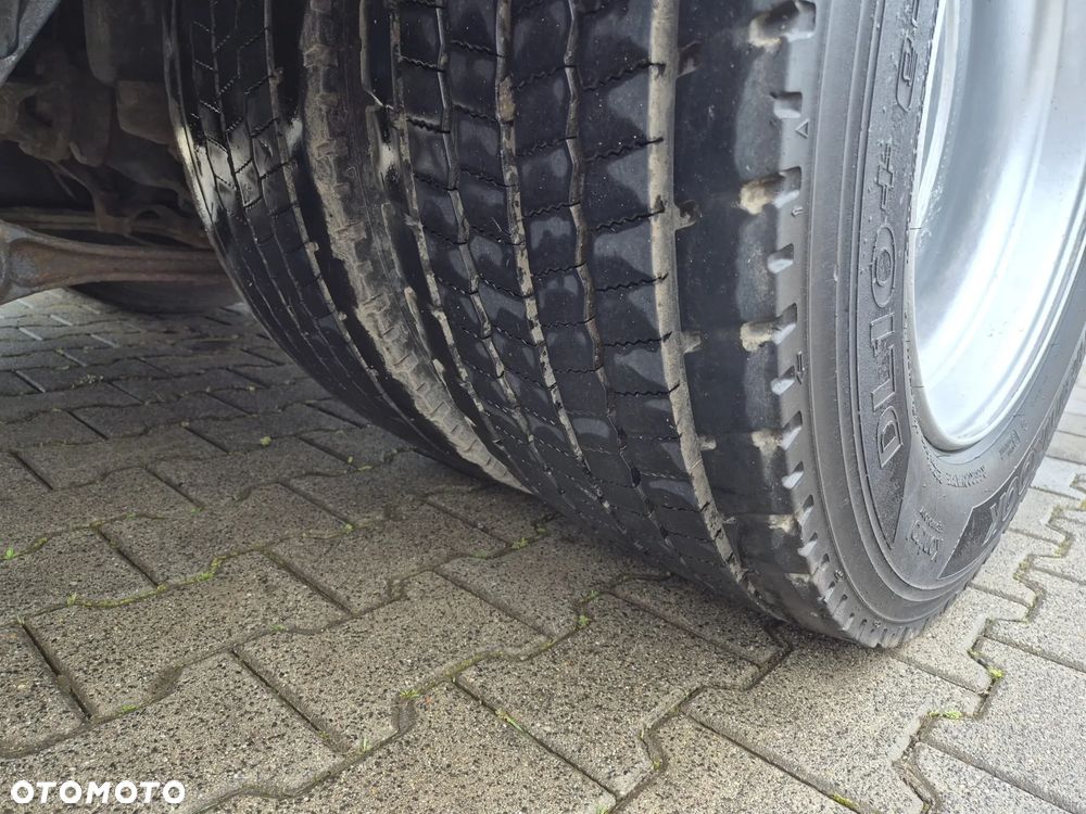 Volvo FM 330 AUTOMAT / MOCNY SOLIDNY / HDS / SKRZYNIA / BEZWYPADKOWY / SERWISOWANY / 1WŁ. / ORYGINALNY PRZEBIEG / KABINA SYPIALNIANA - 17