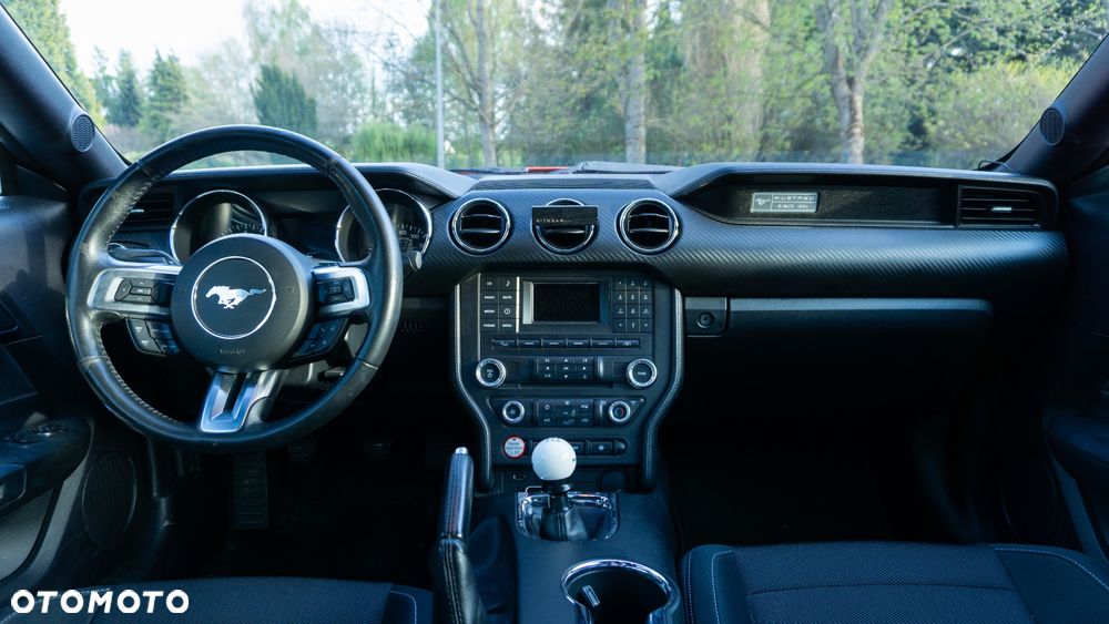 Ford Mustang 3.7 V6 - 14