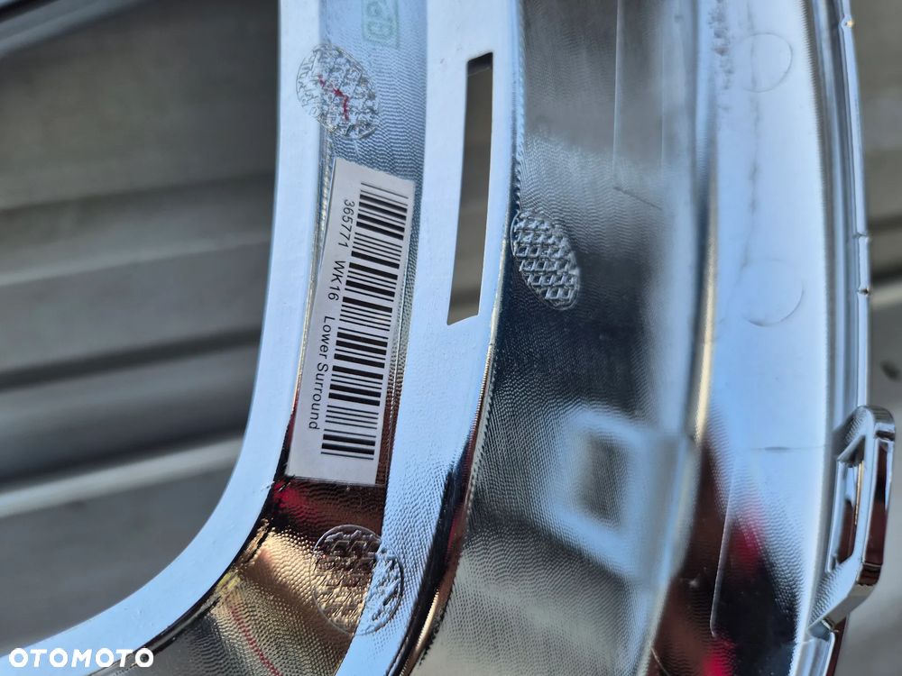 Atrapa zderzaka Jeep Grand Cherokee WK2 Lift 5YD18TRMAA - 9