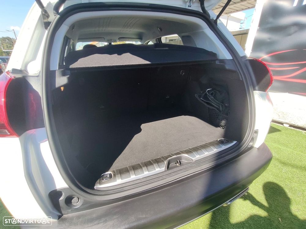 Peugeot 2008 1.2 PureTech GT Line - 14