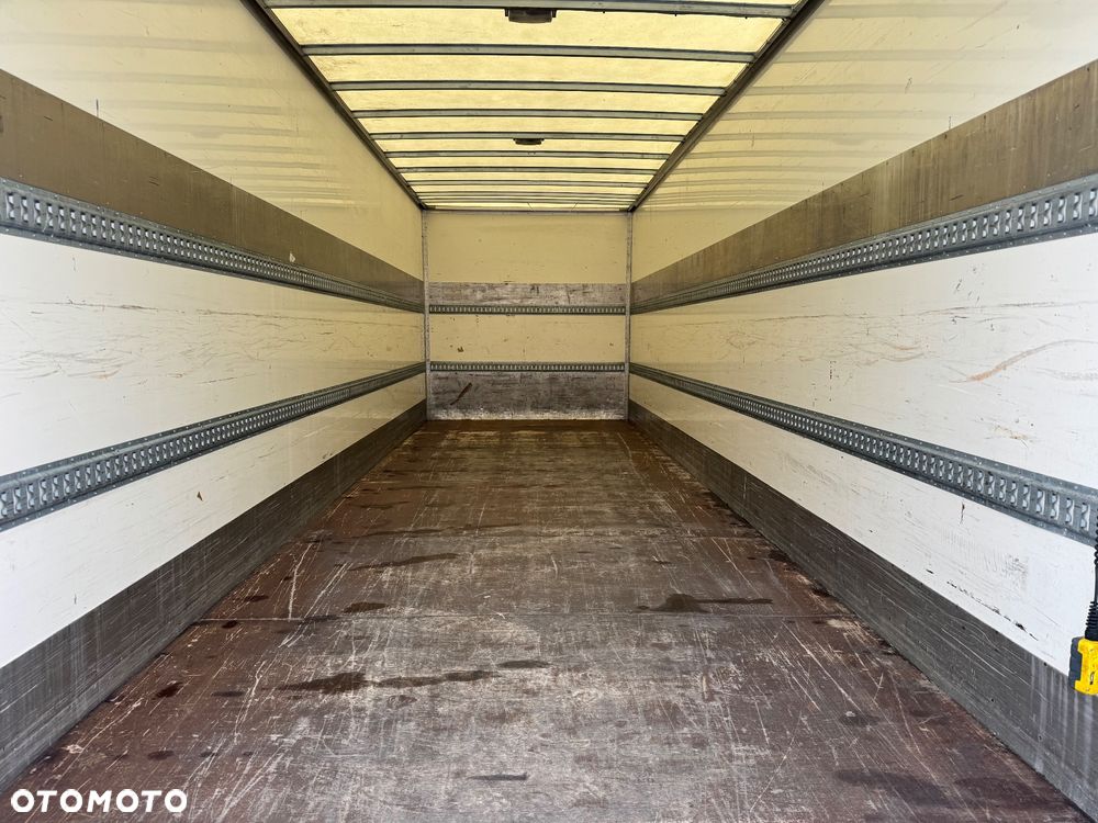 Scania P320 AdBlue bez EGR FURGON WINDA Import Francja - 23