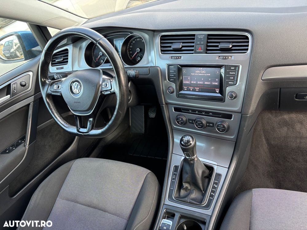 Volkswagen Golf 1.6 TDI BlueMotion Technology Comfortline - 15