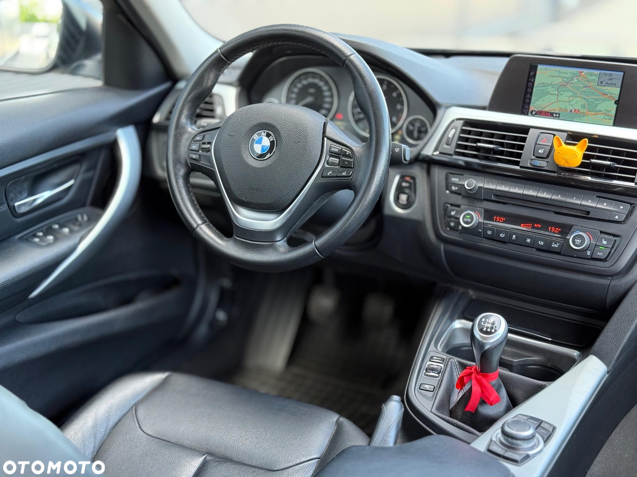 BMW Seria 3 320d - 26