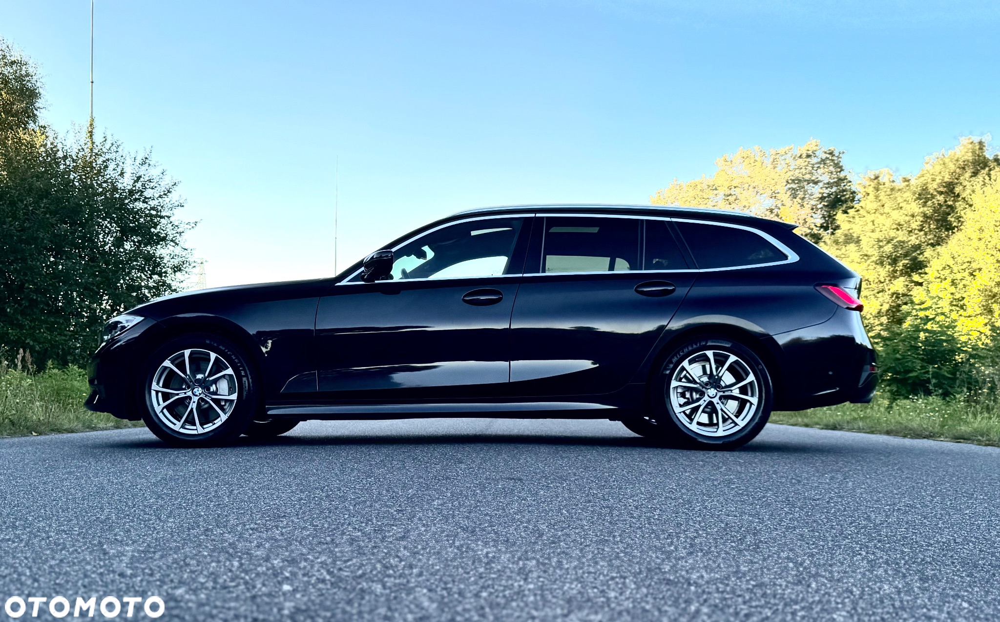 BMW Seria 3 330i - 22