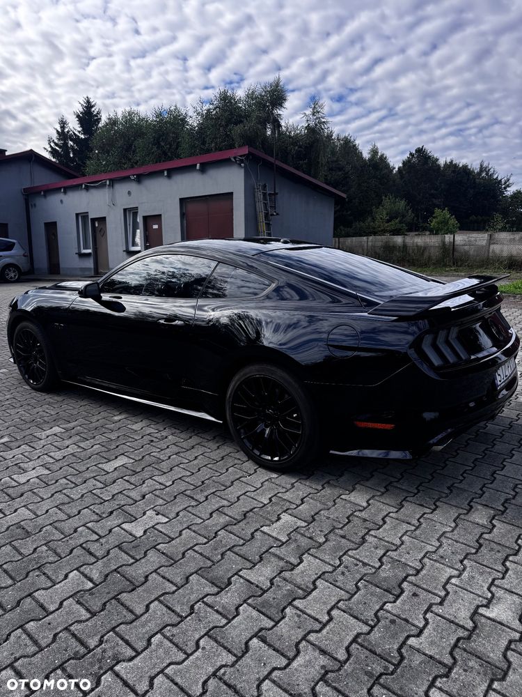 Ford Mustang - 5