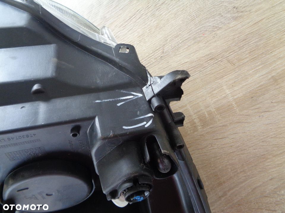 FIAT 500L LAMPA LEWY PRZÓD EUROPA - 4