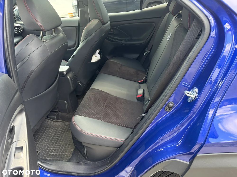 Toyota Yaris Cross - 8