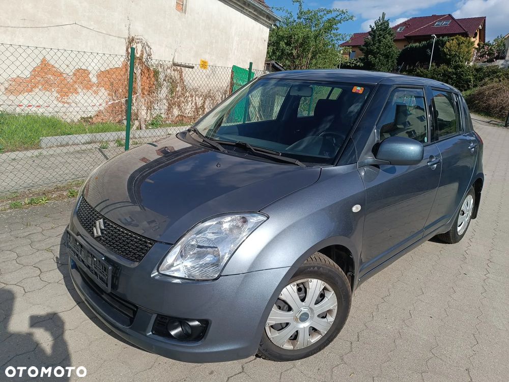 Suzuki Swift 1.3 4x4 Comfort - 1
