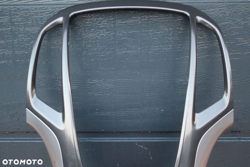 RAMKA ŚRODKOWA RADIA PANELU OPEL ASTRA J EUROPA - 2