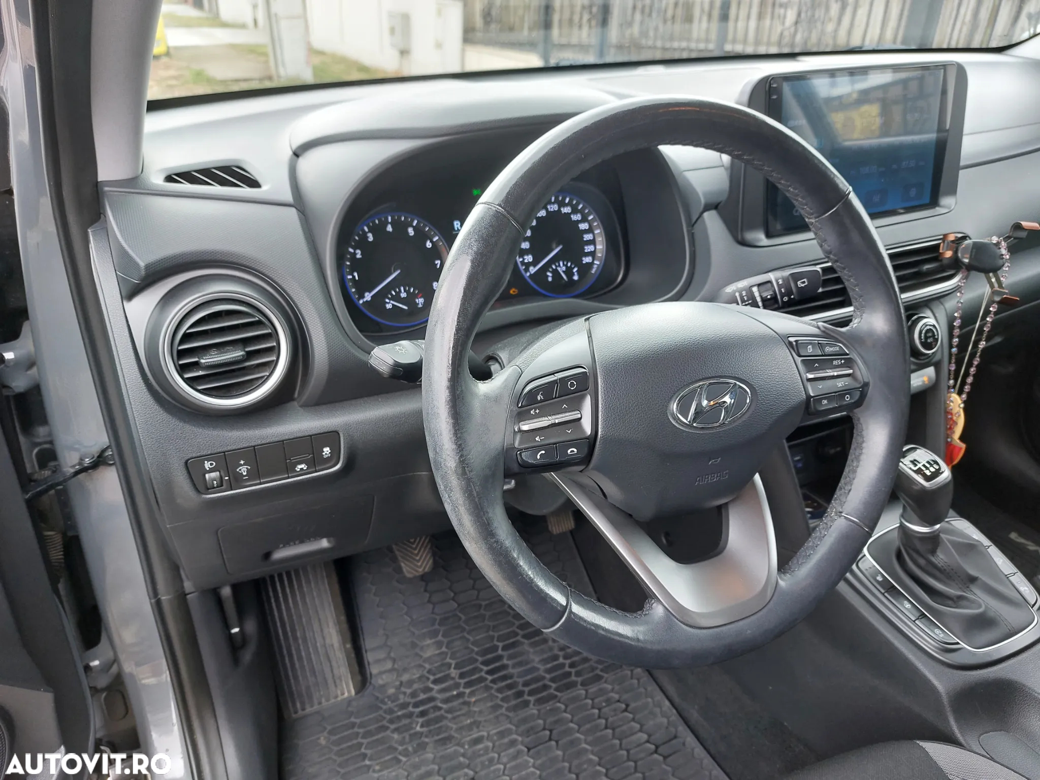 Hyundai KONA 1.0 T-GDI 2WD Highway - 4