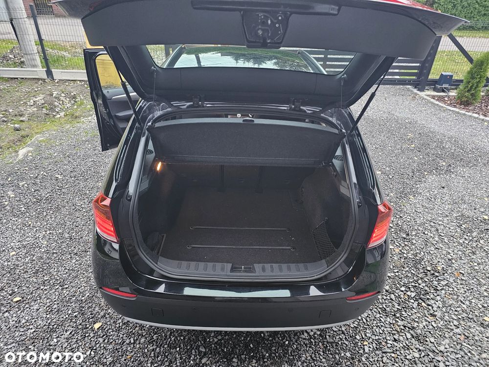 BMW X1 xDrive18d - 10