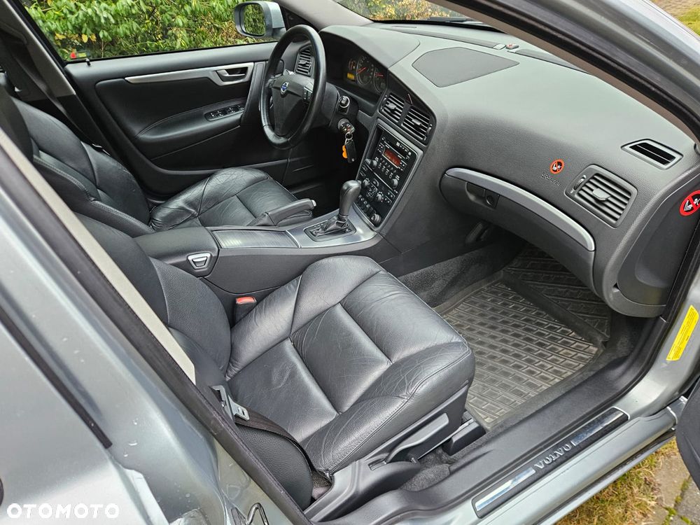 Volvo V70 2.4 Summum - 31