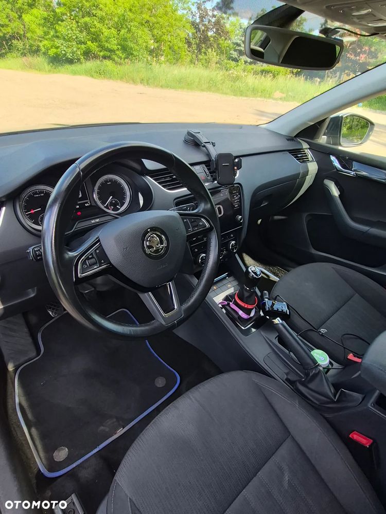 Skoda Octavia 2.0 TDI Style - 11