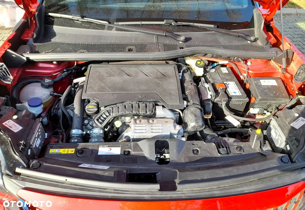 Peugeot 2008 1.2 PureTech GT Pack S&S EAT8 - 15