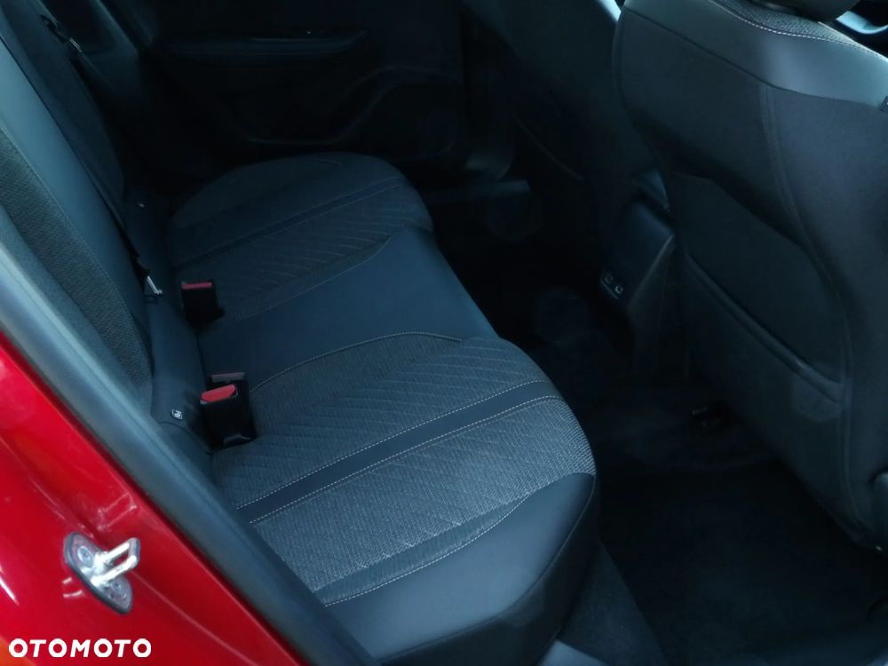 Peugeot 2008 1.2 PureTech Active Pack S&S EAT8 - 22