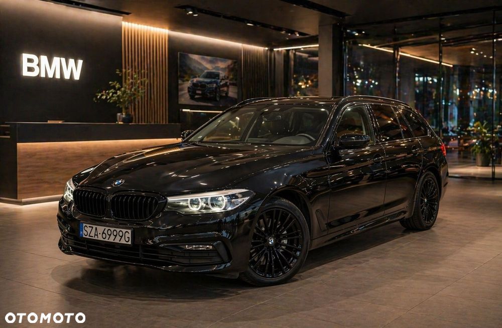 BMW Seria 5 525d xDrive Sport-Aut Luxury Line - 1