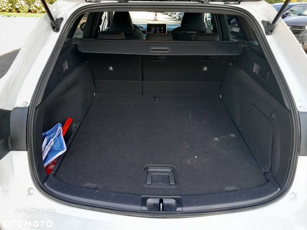 Toyota Corolla 2.0 Hybrid Style - 33