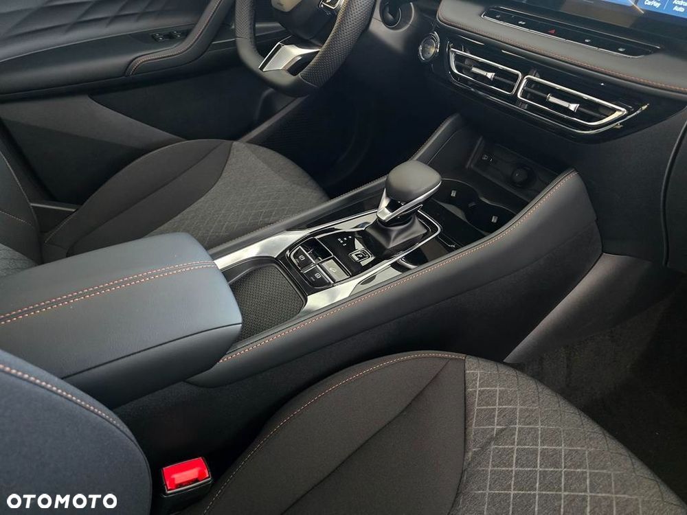 MG HS 1.5T HEV+ Excite - 22