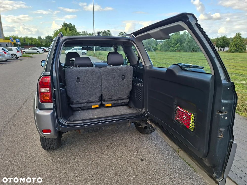 Toyota RAV4 D-4D 4x4 - 15