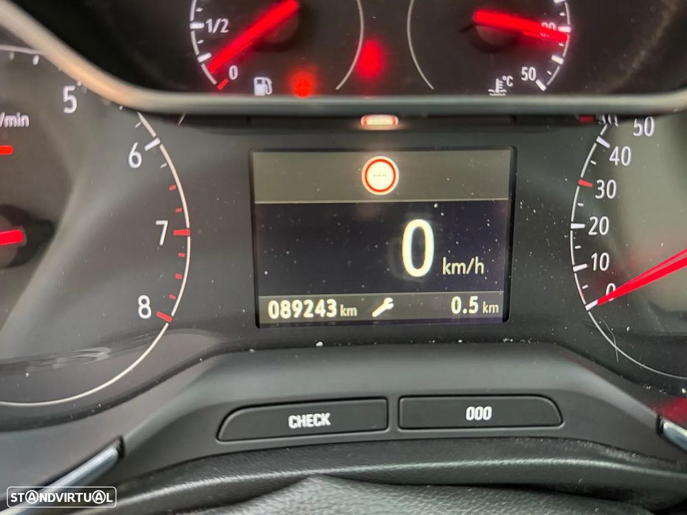 Opel Crossland X 1.2 Edition FlexFuel - 17