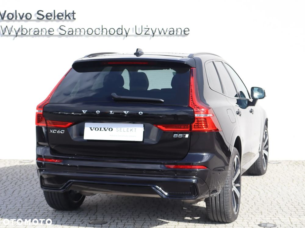 Volvo XC 60 B5 B AWD Ultra Dark - 5
