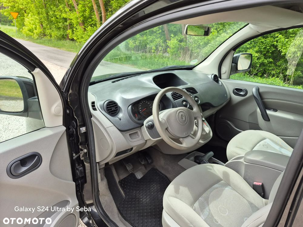 Renault Kangoo 1.6 8V Happy Family - 10
