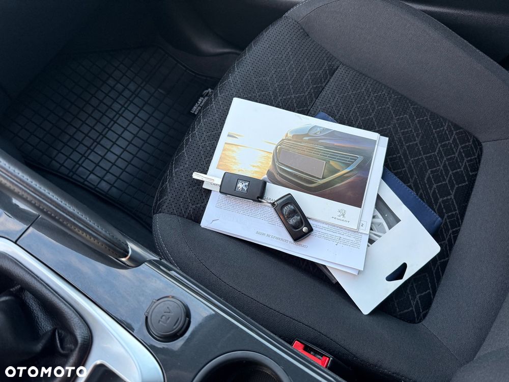 Peugeot 3008 1.6 HDi Style - 24